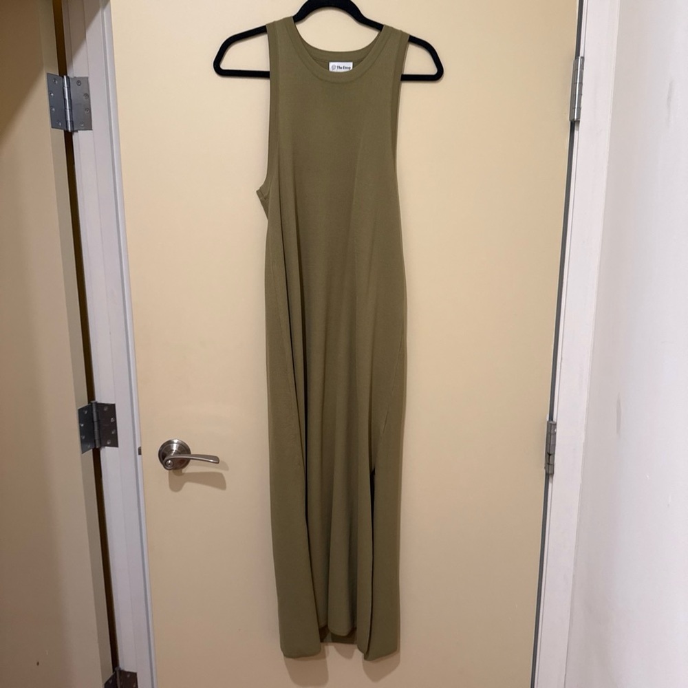Sleeveless Olive Green Maxi Dress